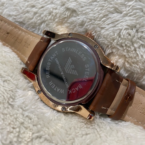 Emporio Armani watch - Picture 2 of 3